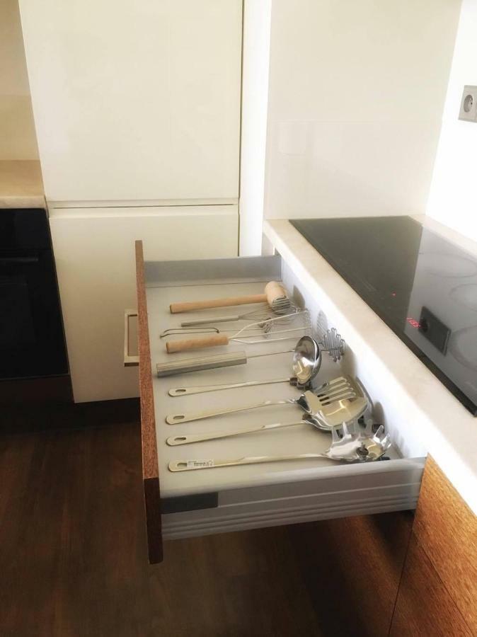 Apartament Vincent Metro 83 M2 Appartement Warschau Buitenkant foto