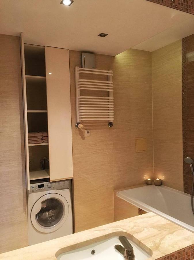 Apartament Vincent Metro 83 M2 Appartement Warschau Buitenkant foto